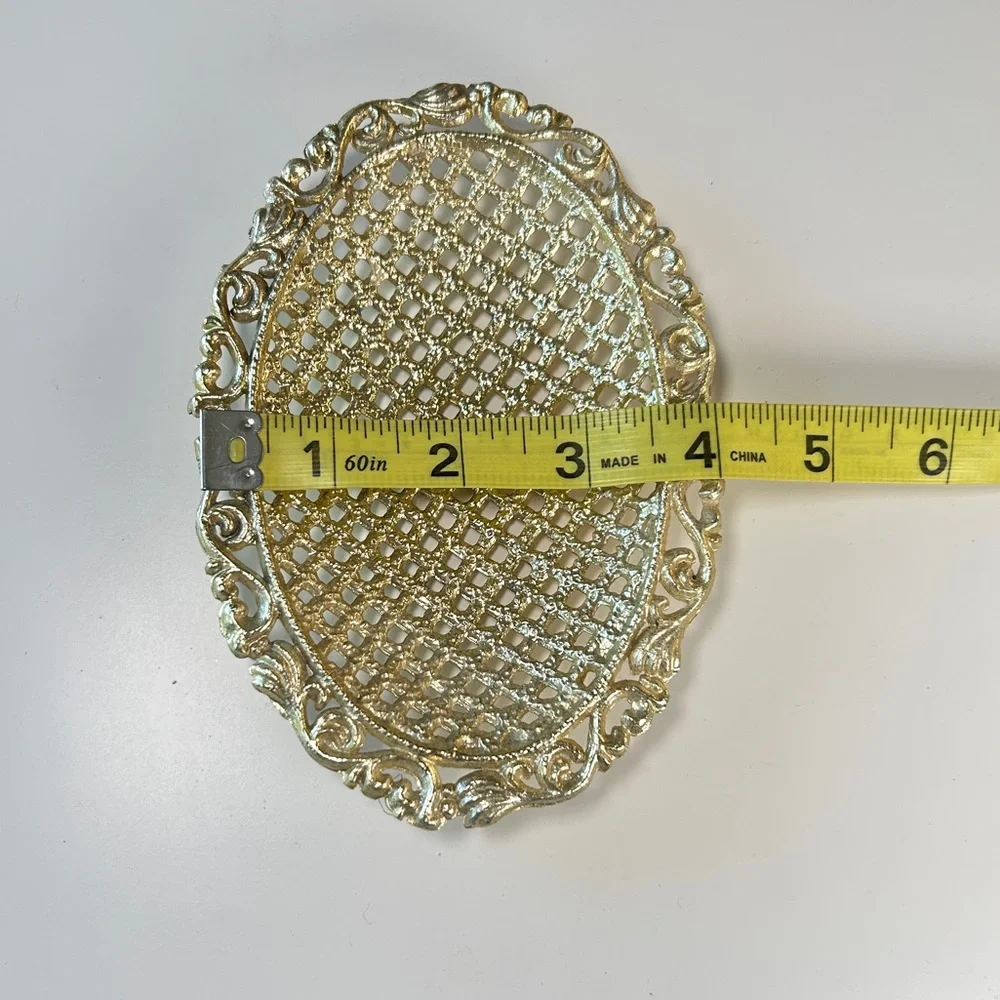 Vintage Gold Metal Filigree Hollywood Regency Style Oval Footed Soap/Vanity Dish